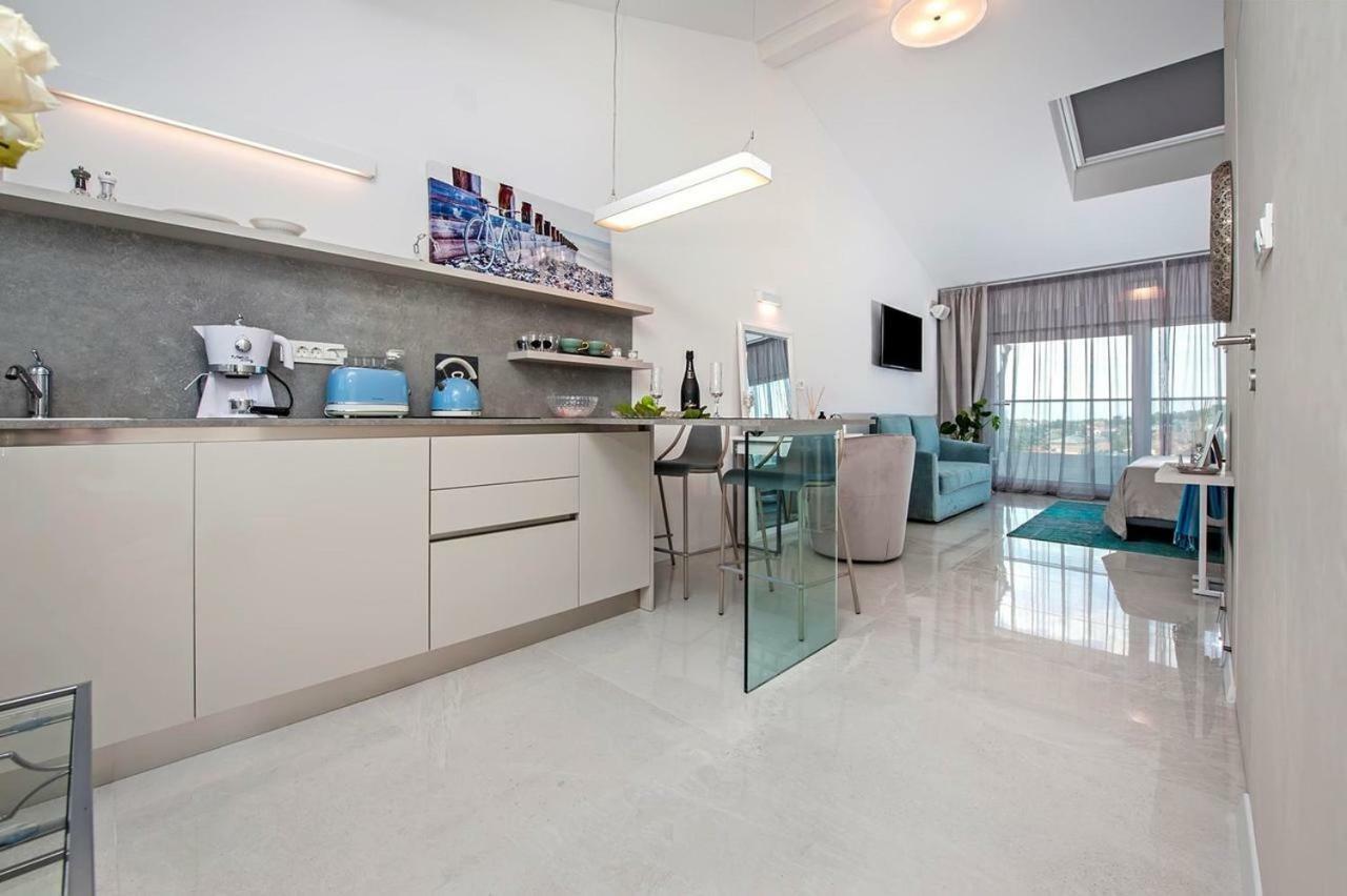 Residence Blu Sky Rovinj Exterior foto