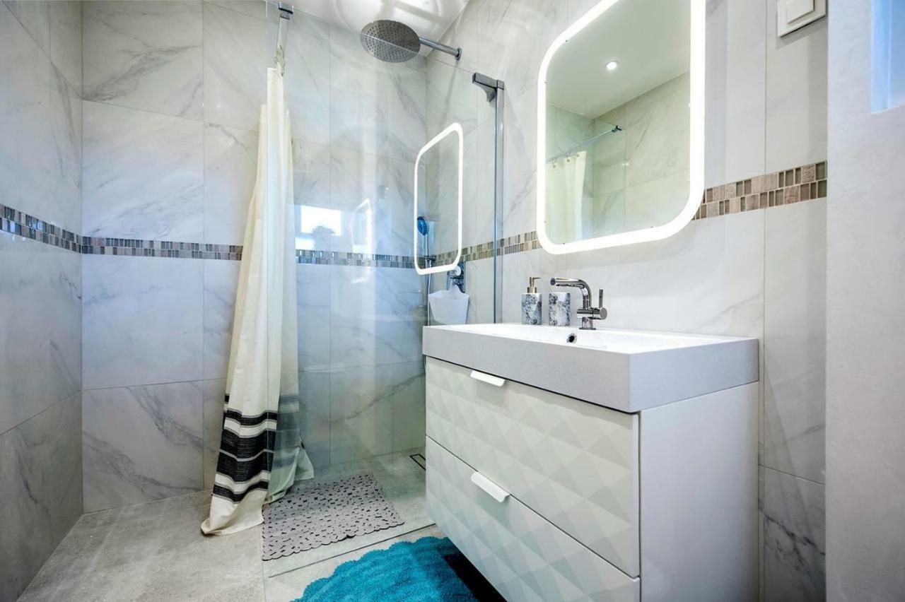 Residence Blu Sky Rovinj Exterior foto